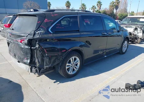 2021 Toyota Sienna Xse z USA, uszkodzony, nr VIN 5TDDSKFC6MS006865